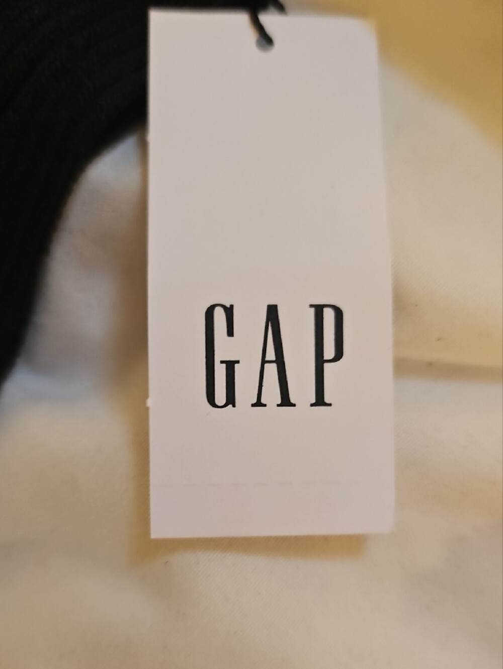 GAP Black Ribbed Dressy V-Neck Tank Top - Picture 2 of 3